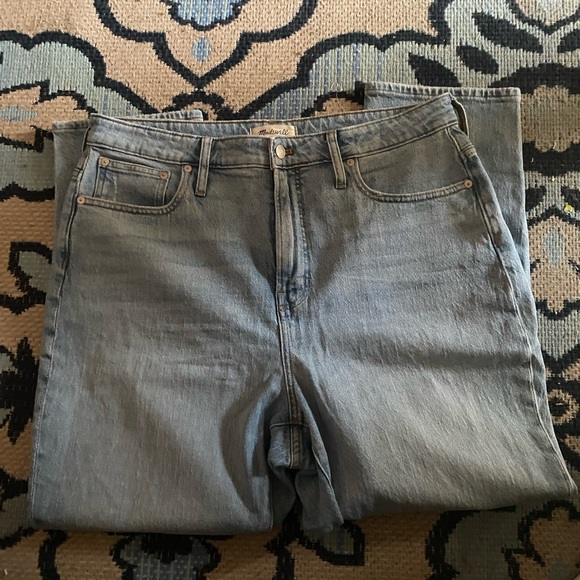 Madewell The Curvy Perfect Vintage Jean in Fiore Wash - Picture 5 of 9